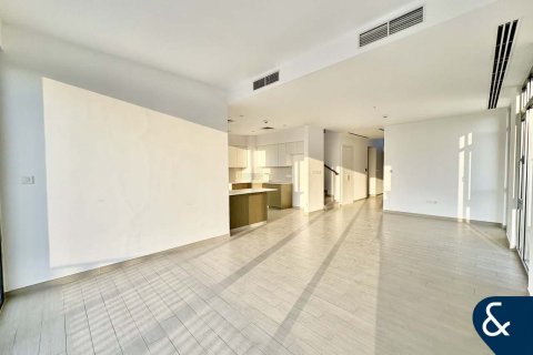 Villa en EMAAR South, Dubai South (Dubai World Central), Dubai, 4 dormitorios, 401 m², № 88468 - foto 2
