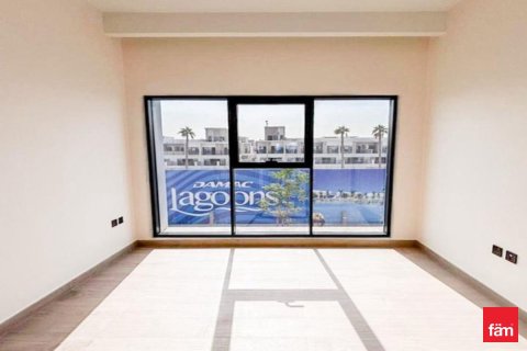 Купить таунхаус в Дубае: 4 спальни, 144м², № 86076 - фото 2