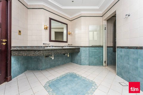 Villa en Palm Jumeirah, Dubai, 4 dormitorios, 677.5 m², № 8538 - foto 12