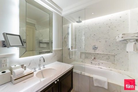 Hotel Apartamento en Downtown Dubai (Downtown Burj Dubai), Dubai, 1 dormitorio, 84.1 m², № 96254 - foto 4