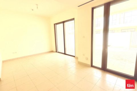 Villa in Dubai 3 bedrooms, 129.9 sq.m. № 50884 - photo 3
