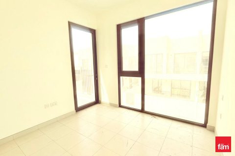 Villa in Dubai 3 bedrooms, 129.9 sq.m. № 50884 - photo 4