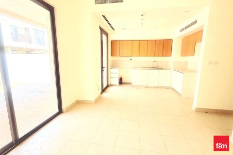 Villa in Dubai 3 bedrooms, 129.9 sq.m. № 50884 - photo 1
