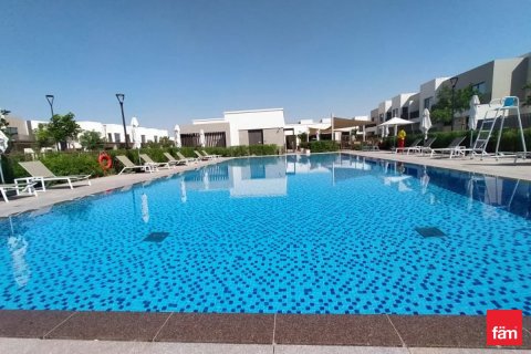 Villa in Dubai 3 bedrooms, 129.9 sq.m. № 50884 - photo 17