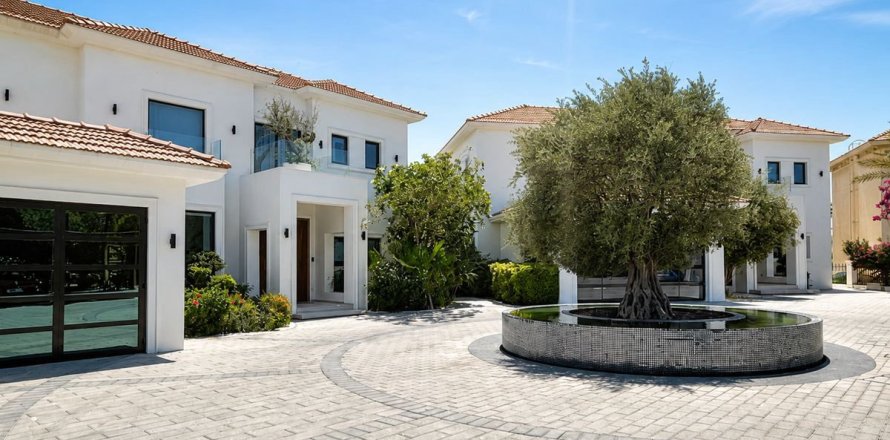 Вилла в Jumeirah Islands, Дубай, 7 спален, 1026м², № 139506