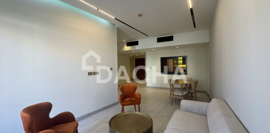 Appartement à Motor City, Dubai, 2 chambres, 98 m², № 105463