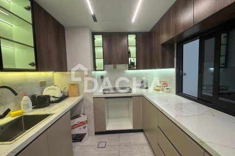 Appartement à Motor City, Dubai, 2 chambres, 98 m², № 105463 - photo 15
