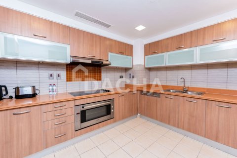 Townhouse in Marina Residences, Palm Jumeirah, Dubai 2 bedrooms, 371 sq.m. № 105460 - photo 22