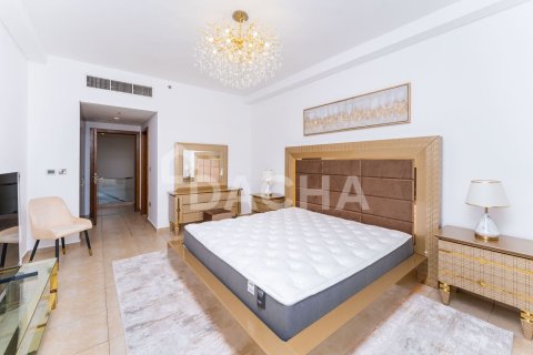 Townhouse in Marina Residences, Palm Jumeirah, Dubai 2 bedrooms, 371 sq.m. № 105460 - photo 13