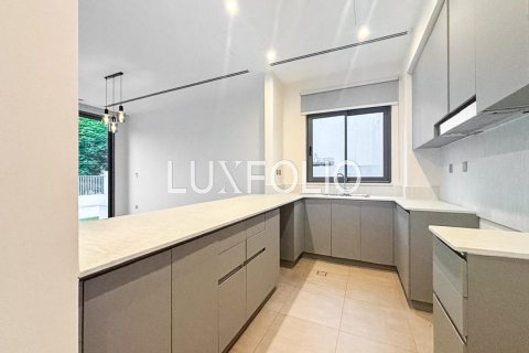 Villa in Sidra Villas, Dubai Hills Estate, Dubai 5 bedrooms, 483 sq.m. № 45293 - photo 3