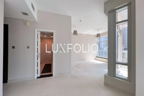 Apartamento en The Lofts, Downtown Dubai (Downtown Burj Dubai), Dubai, 2 dormitorios, 120 m², № 45286 - foto 5