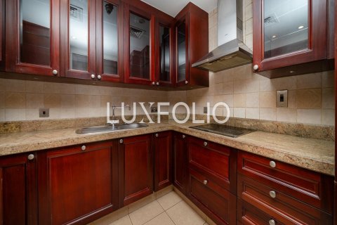 Apartment in Old Town, Dubai 2 bedrooms, 130 sq.m. № 45300 - photo 6