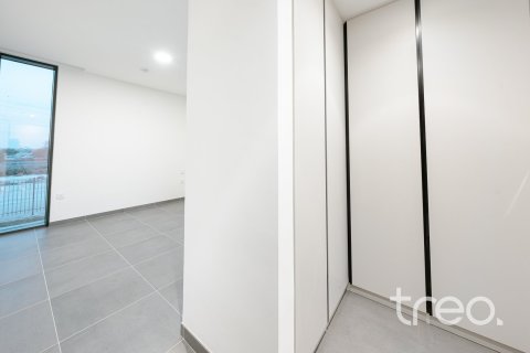 Villa in Arabian Ranches 3, Dubai 4 bedrooms, 301.93 sq.m. № 134663 - photo 9