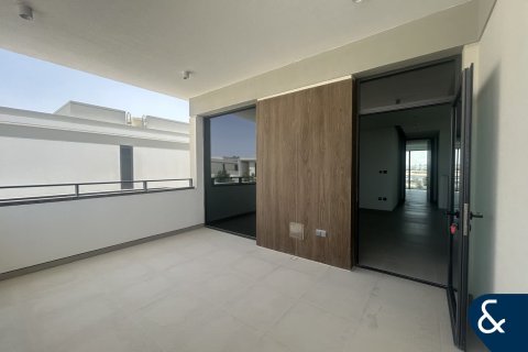 Villa in Tilal Al Ghaf, Dubai 4 bedrooms, 432 sq.m. № 76693 - photo 8