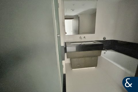 Apartment in Downtown Dubai (Downtown Burj Dubai), Dubai 2 bedrooms, 115 sq.m. № 76690 - photo 13