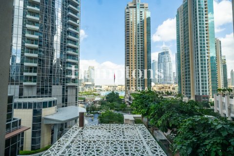 Снять в аренду квартиру в Даунтаун Дубай (Даунтаун Бурдж Дубай), Дубай: 2 спальни, 98.75588900м², № 86136 - фото 5