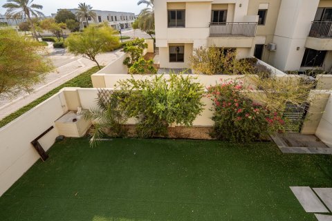 Adosado en Noor Townhouses, Town Square, Dubai, 4 dormitorios, 264.9 m², № 134022 - foto 5