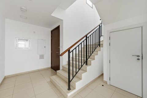 Adosado en Noor Townhouses, Town Square, Dubai, 4 dormitorios, 264.9 m², № 134022 - foto 15
