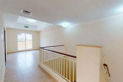 Villa en Dubai Silicon Oasis, Dubai, 4 dormitorios, 349.97 m², № 134020 - foto 25