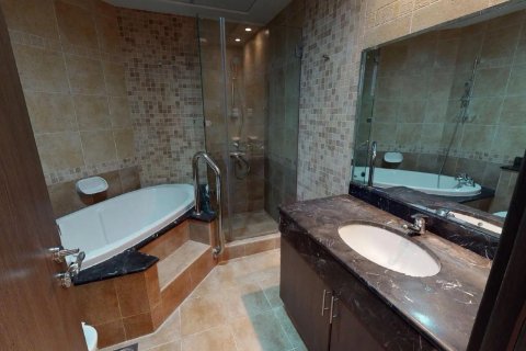 Villa en Dubai Silicon Oasis, Dubai, 4 dormitorios, 349.97 m², № 134020 - foto 11