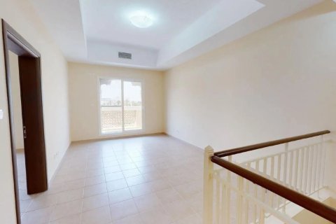 Villa en Dubai Silicon Oasis, Dubai, 4 dormitorios, 349.97 m², № 134020 - foto 19