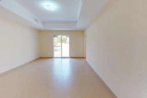 Villa en Dubai Silicon Oasis, Dubai, 4 dormitorios, 349.97 m², № 134020 - foto 17