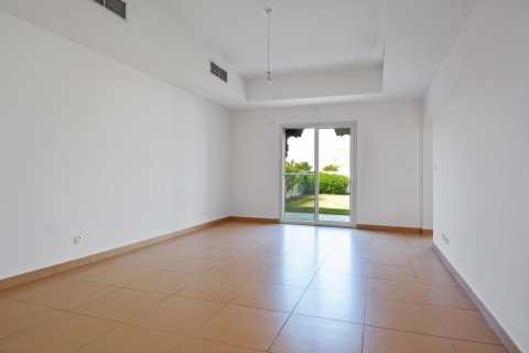 Villa en Dubai Silicon Oasis, Dubai, 3 dormitorios, 368.17 m², № 134018