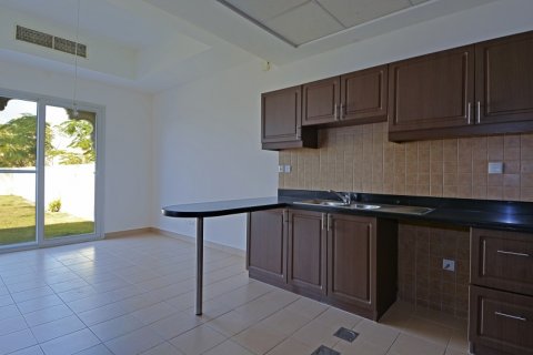 Villa in Dubai Silicon Oasis, Dubai 3 bedrooms, 368.17 sq.m. № 134018 - photo 7