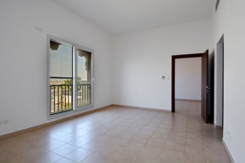 Villa in Dubai Silicon Oasis, Dubai 3 bedrooms, 368.17 sq.m. № 134018 - photo 6