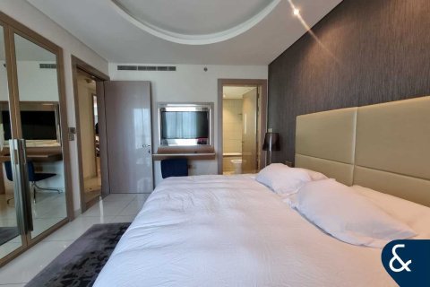 Apartamento en Paramount Tower Hotel & Residences, Business Bay, Dubai, 2 dormitorios, 130 m², № 74643 - foto 7