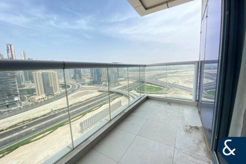 Apartamento en Paramount Tower Hotel & Residences, Business Bay, Dubai, 2 dormitorios, 130 m², № 74643 - foto 12