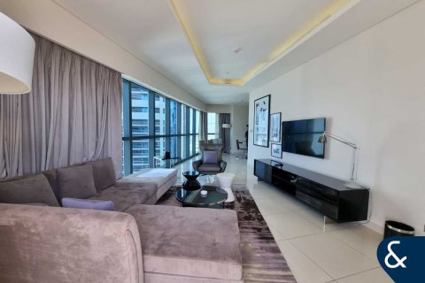 Apartamento en Paramount Tower Hotel & Residences, Business Bay, Dubai, 2 dormitorios, 130 m², № 74643 - foto 2