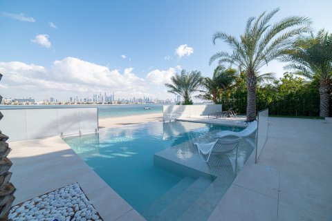 Villa en Palm Jumeirah, Dubai, 6 dormitorios, 1292.5 m², № 7471 - foto 1