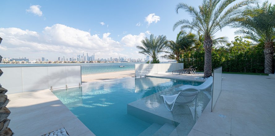 Villa en Palm Jumeirah, Dubai, 6 dormitorios, 1292.5 m², № 7471