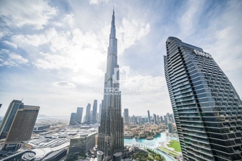 Apartment in Burj Vista, Downtown Dubai (Downtown Burj Dubai), Dubai 3 bedrooms, 196 sq.m. № 7470 - photo 1