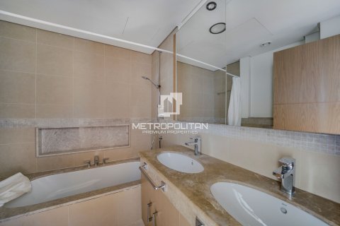 Apartment in Burj Vista, Downtown Dubai (Downtown Burj Dubai), Dubai 3 bedrooms, 196 sq.m. № 7470 - photo 17