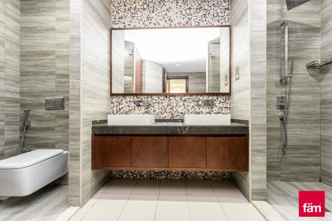 Appartement à Palm Jumeirah, Dubai, 3 chambres, 346.3 m², № 100198 - photo 24