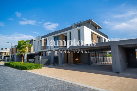 Villa in Arabian Ranches 3, Dubai 4 bedrooms, 301.47023500 sq.m. № 63584 - photo 5