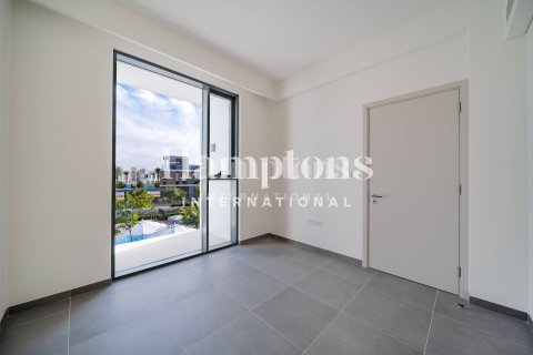 Villa in Arabian Ranches 3, Dubai 4 bedrooms, 301.47023500 sq.m. № 63584 - photo 7