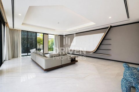 Снять в аренду виллу в Дубай Хилс Эстейт, Дубай: 6 спален, 1285.22м², № 134268 - фото 25