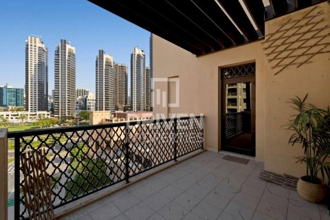 Apartamento en Downtown Dubai (Downtown Burj Dubai), Dubai, 2 dormitorios, 131.64 m², № 134273 - foto 2