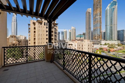 Apartamento en Downtown Dubai (Downtown Burj Dubai), Dubai, 2 dormitorios, 131.64 m², № 134273 - foto 3