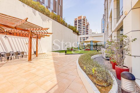 Apartment in Business Bay, Dubai 2 bedrooms, 106 sq.m. № 122077 - photo 18