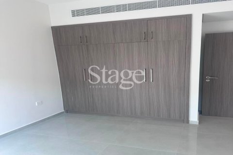 Townhouse in Dubai 4 bedrooms, 113 sq.m. № 122079 - photo 26