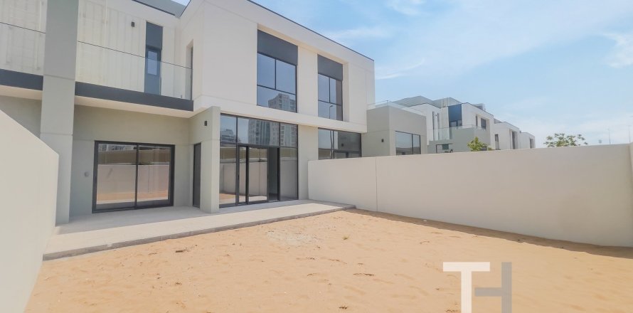 Townhouse in Al Furjan, Dubai 3 bedrooms, 202.53 sq.m. № 120171