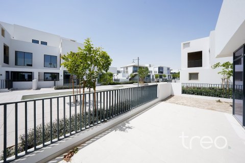 Maison de ville à Arabian Ranches 3, Dubai, 4 chambres, 296.64 m², № 120169 - photo 4