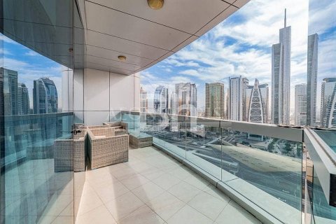 Снять в аренду квартиру в Дубай Марине, Дубай: 4 спальни, 228м², № 22921 - фото 3