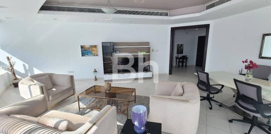 Квартира в Дубай Марине, Дубай, 4 спальни, 228м², № 22921
