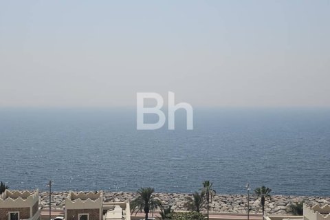 Appartement à Palm Jumeirah, Dubai, 2 chambres, 179 m², № 22919 - photo 1
