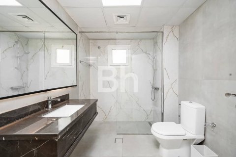 Villa in Dubai 5 bedrooms, 548 sq.m. № 57361 - photo 21